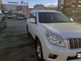 Toyota Land Cruiser Prado 2013 годаfor15 100 000 тг. в Актобе – фото 2