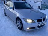 BMW 320 2006 годаүшін3 900 000 тг. в Астана – фото 2