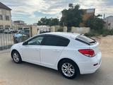 Chevrolet Cruze 2013 года за 3 300 000 тг. в Актау – фото 4