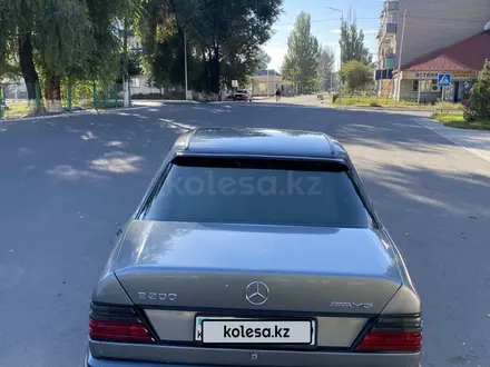 Mercedes-Benz E 200 1988 года за 1 350 000 тг. в Талдыкорган – фото 3