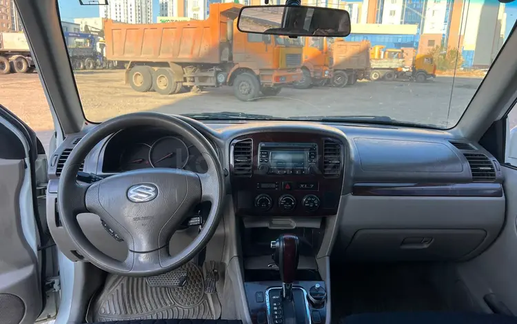 Suzuki XL7 2003 года за 4 500 000 тг. в Астана