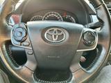 Toyota Camry 2014 года за 9 000 000 тг. в Караганда – фото 2