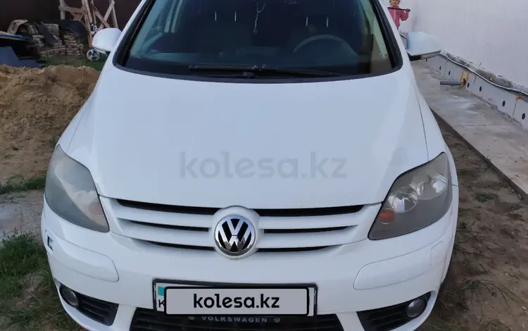 Volkswagen Golf Plus 2008 годаfor3 500 000 тг. в Астана