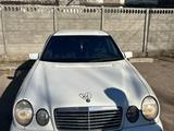 Mercedes-Benz E 230 1997 года за 2 100 000 тг. в Тараз