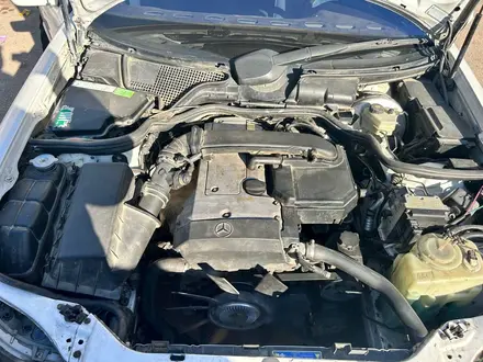 Mercedes-Benz E 230 1997 года за 2 100 000 тг. в Тараз – фото 21