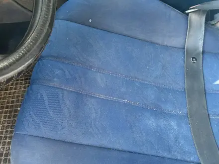 Mercedes-Benz E 230 1997 года за 2 100 000 тг. в Тараз – фото 27