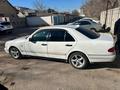 Mercedes-Benz E 230 1997 года за 2 100 000 тг. в Тараз – фото 5