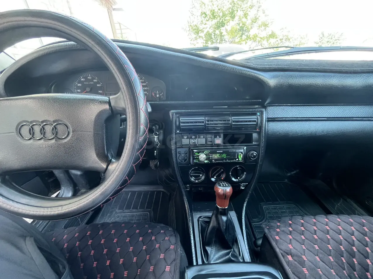 Audi 100, 1992