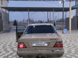Mercedes-Benz E 220 1994 года за 1 450 000 тг. в Туркестан – фото 3