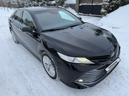 Toyota Camry 2019 года за 13 800 000 тг. в Астана – фото 14