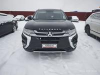 Mitsubishi Outlander 2016 годаfor11 000 000 тг. в Астана