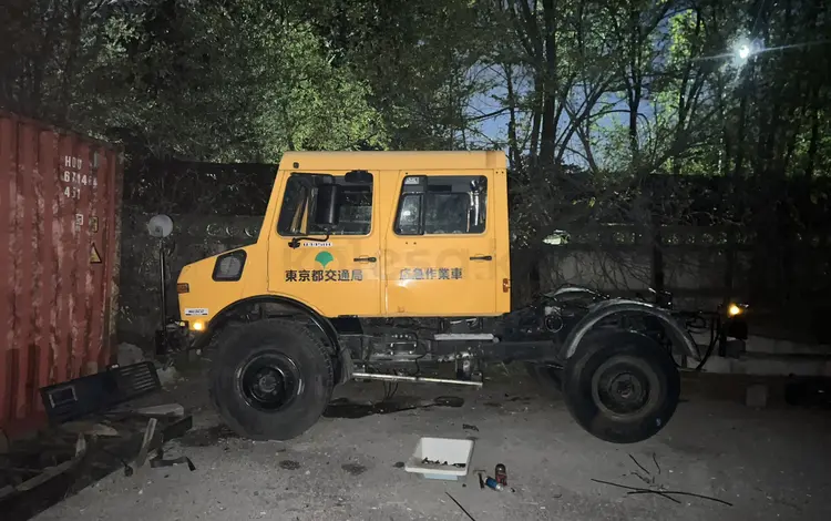 Mercedes-Benz  Unimog Унимог 1998 годаfor34 000 000 тг. в Бесагаш