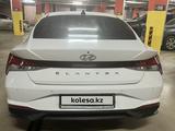 Hyundai Elantra 2020 года за 9 590 000 тг. в Астана – фото 2