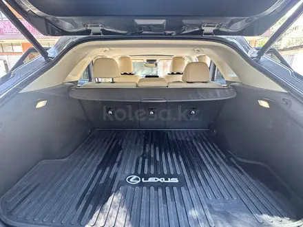 Lexus RX 350 2022 года за 22 500 000 тг. в Алматы – фото 17