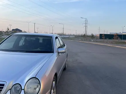 Mercedes-Benz E 320 2000 года за 6 300 000 тг. в Туркестан – фото 15