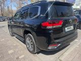 Toyota Land Cruiser 2022 года за 65 000 000 тг. в Алматы – фото 4