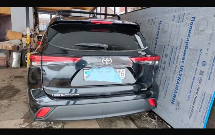 Toyota Highlander 2021 года за 27 000 000 тг. в Усть-Каменогорск