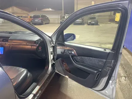 Mercedes-Benz S 320 2000 года за 4 000 000 тг. в Алматы – фото 7