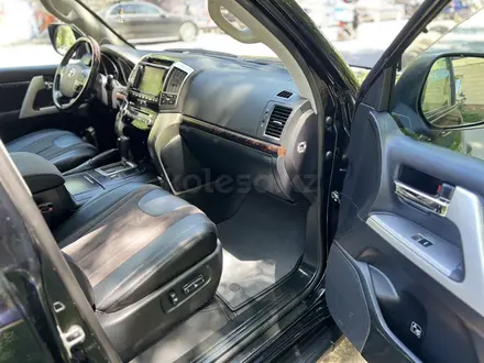 Toyota Land Cruiser 2014 года за 23 500 000 тг. в Алматы – фото 10