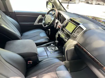 Toyota Land Cruiser 2014 года за 23 500 000 тг. в Алматы – фото 12