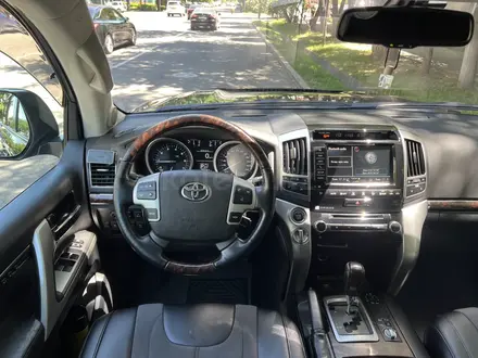 Toyota Land Cruiser 2014 года за 23 500 000 тг. в Алматы – фото 19