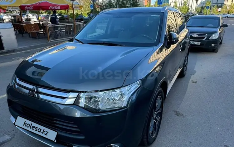 Mitsubishi Outlander 2014 годаүшін8 900 000 тг. в Астана