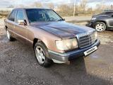 Mercedes-Benz E 260 1990 годаүшін865 000 тг. в Семей