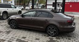 Volkswagen Jetta 2015 года за 6 500 000 тг. в Костанай – фото 4