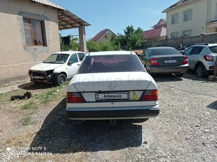Mercedes-Benz E 200 1993 года за 1 700 000 тг. в Шымкент – фото 4