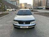 Volkswagen Passat 2000 года за 1 850 000 тг. в Астана – фото 3