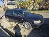 Volkswagen Passat 1997 годаfor1 800 000 тг. в Шымкент – фото 2