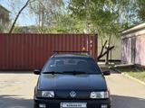 Volkswagen Passat 1992 годаүшін1 450 000 тг. в Усть-Каменогорск