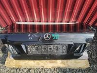 Крышка багажника на Mercedes-Benz W210үшін15 000 тг. в Караганда