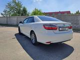 Toyota Camry 2017 года за 11 350 000 тг. в Усть-Каменогорск – фото 4