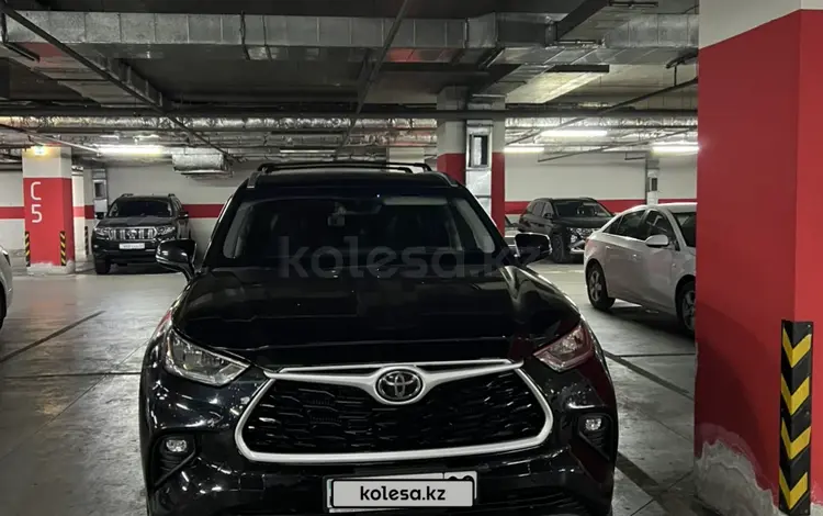 Toyota Highlander 2022 года за 23 000 000 тг. в Тараз