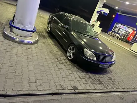 Mercedes-Benz S 500 2000 года за 4 000 000 тг. в Алматы – фото 3