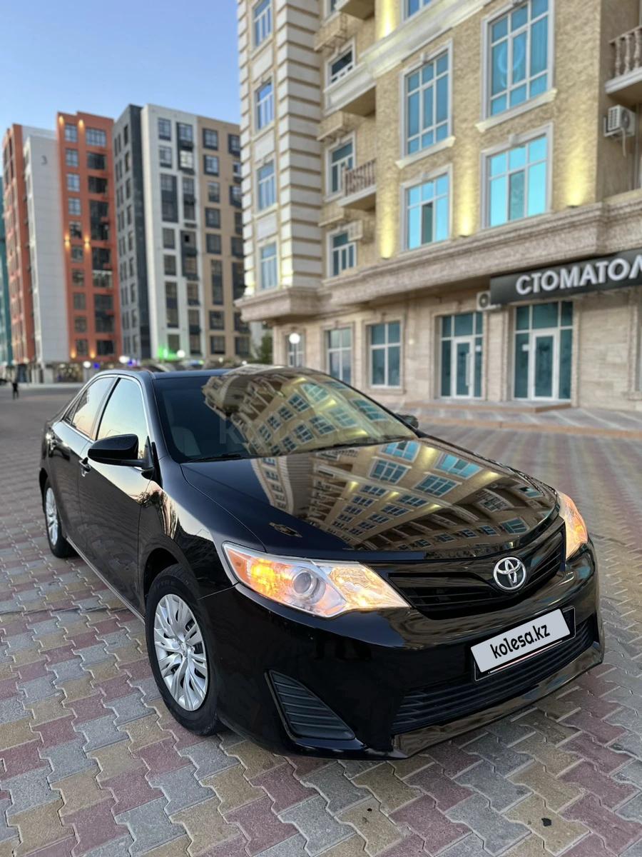 Toyota Camry 2014 г.