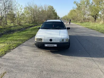 Volkswagen Passat 1990 года за 1 500 000 тг. в Алматы – фото 2