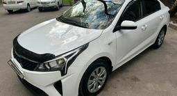 Kia Rio 2021 года за 8 200 000 тг. в Алматы – фото 2