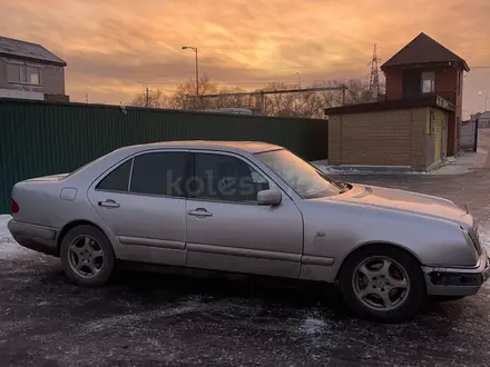 Mercedes-Benz E 230 1995 года за 1 900 000 тг. в Павлодар – фото 8