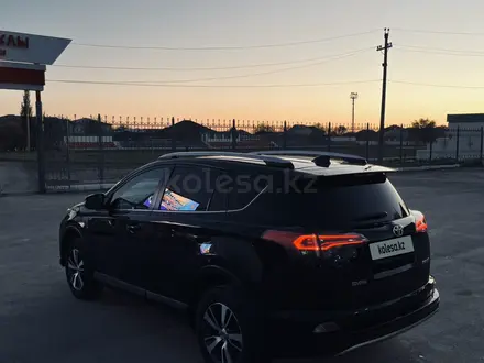 Toyota RAV4 2017 года за 11 700 000 тг. в Караганда – фото 5