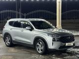 Hyundai Santa Fe 2022 года за 16 500 000 тг. в Уральск – фото 3