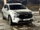 Hyundai Santa Fe 2022 года за 16 500 000 тг. в Уральск