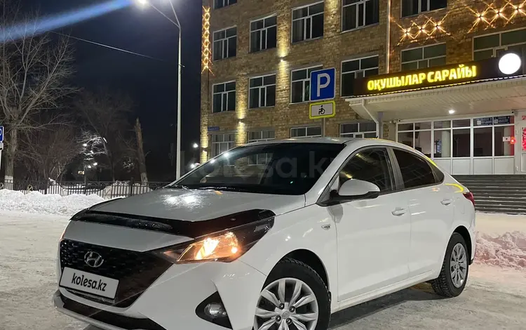 Hyundai Accent 2023 года за 8 150 000 тг. в Караганда