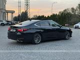 Lexus ES 350 2021 года за 17 500 000 тг. в Алматы – фото 4