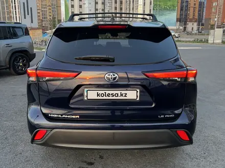 Toyota Highlander 2023 года за 20 000 000 тг. в Астана – фото 6
