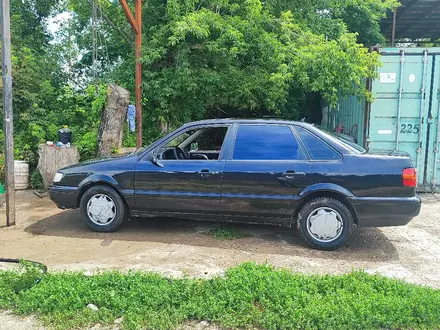 Volkswagen Passat 1995 года за 1 600 000 тг. в Алматы – фото 4