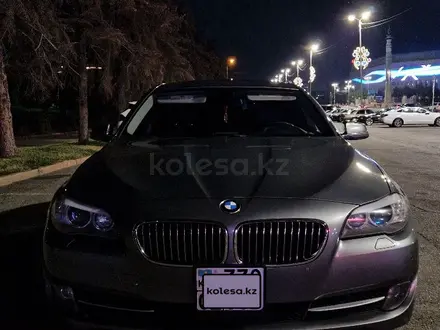 BMW 528 2013 года за 9 512 500 тг. в Алматы – фото 3