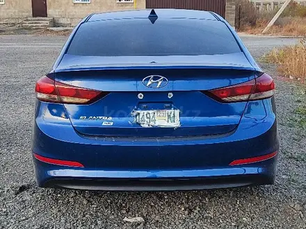 Hyundai Elantra 2017 года за 5 555 556 тг. в Актобе – фото 3