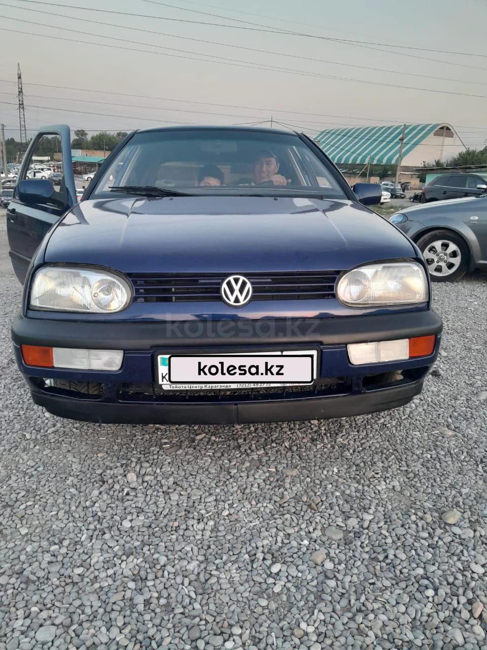 Volkswagen Golf 1994 г.